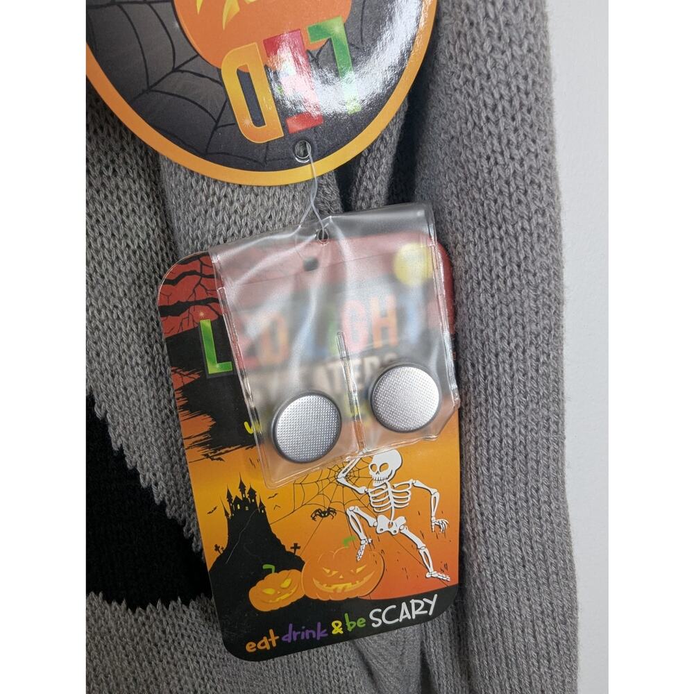 NWT Witch LED Light Up Halloween Crew Neck Sweater - Picture 5 of 9